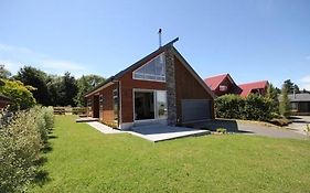 15 Hepburn Lane